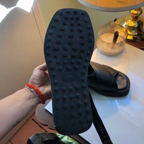 TOD'S LEATHER SLINGBACK SANDAL - Picture 2 of 2